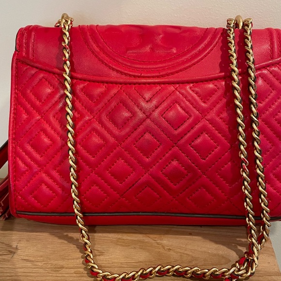 Tory Burch quilted crossbody red bag/shoulder bag/satchel - Picture 5 of 15